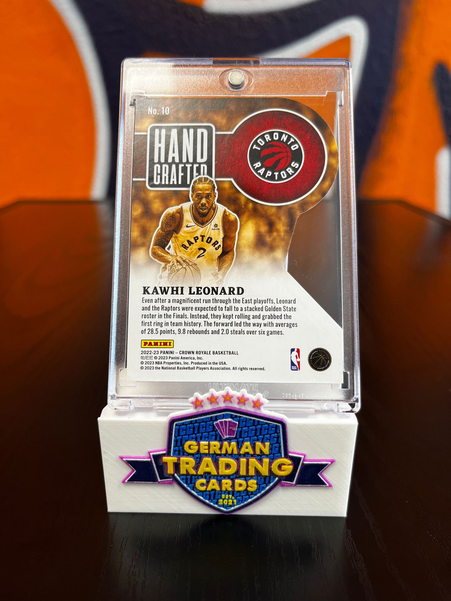 Kawhi Leonard Hand Crafted 28/49 - Panini Crown Royale 22/23