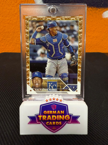 Salvador Perez 08/25 - Topps Series One 2023