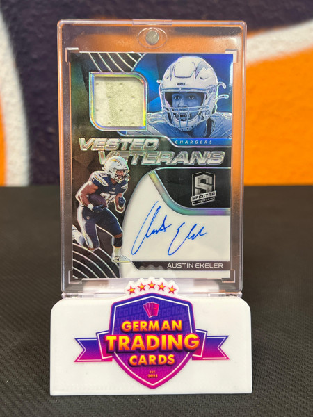 Austin Ekeler Vested Veterans Patch On-Card Auto 13/99 - Panini Spectra 2020