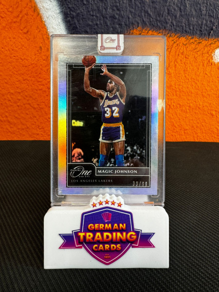 Magic Johnson 30/99 - Panini One and One 2020/21