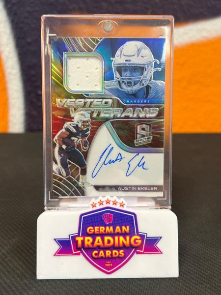 Austin Ekeler Vested Veterans Game-Worn Patch On-Card Auto 28/75 - Panini Spectra 2020